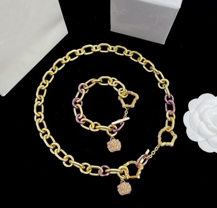 Female Designed Brass Thick Chain Necklace Bracelet Sets Greece Pattern Banshee Medusa Portrait Hiphop Punk Birthday Festive Party Gifts Designer Jewelry MS6 --02, Golden
Female Designed Brass Thick Chain Necklace Bracelet Sets Greece Pattern Banshee Medusa Portrait Hiphop Punk Birthday Festive Party Gifts Designer Jewelry MS6 --02, Golden