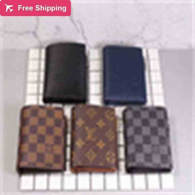Wallets MULTIPLE Luxury design M64007 short wallet men women's pocket Real Leather zipper card pack SLENDER coin Purse AMERIGO MARCO
Wallets MULTIPLE Luxury design M64007 short wallet men women's pocket Real Leather zipper card pack SLENDER coin Purse AMERIGO MARCO