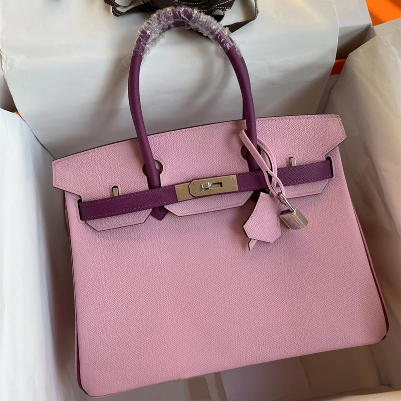 9A top designer women's bag brand handmade wax line Epsom leather stitching two-color 30CM luxury classic fashion large bag handbag original re-engraved tote gift box
9A top designer women's bag brand handmade wax line Epsom leather stitching two-color 30CM luxury classic fashion large bag handbag original re-engraved tote gift box