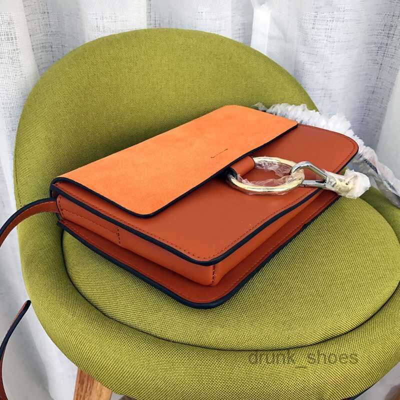 Evening Bags High Capacity Classic Shoulder Bags Women Frosted Flip Cover Handbag Leather Designer Brand Crossbody Female Purse, Dark grey
Evening Bags High Capacity Classic Shoulder Bags Women Frosted Flip Cover Handbag Leather Designer Brand Crossbody Female Purse, Dark grey