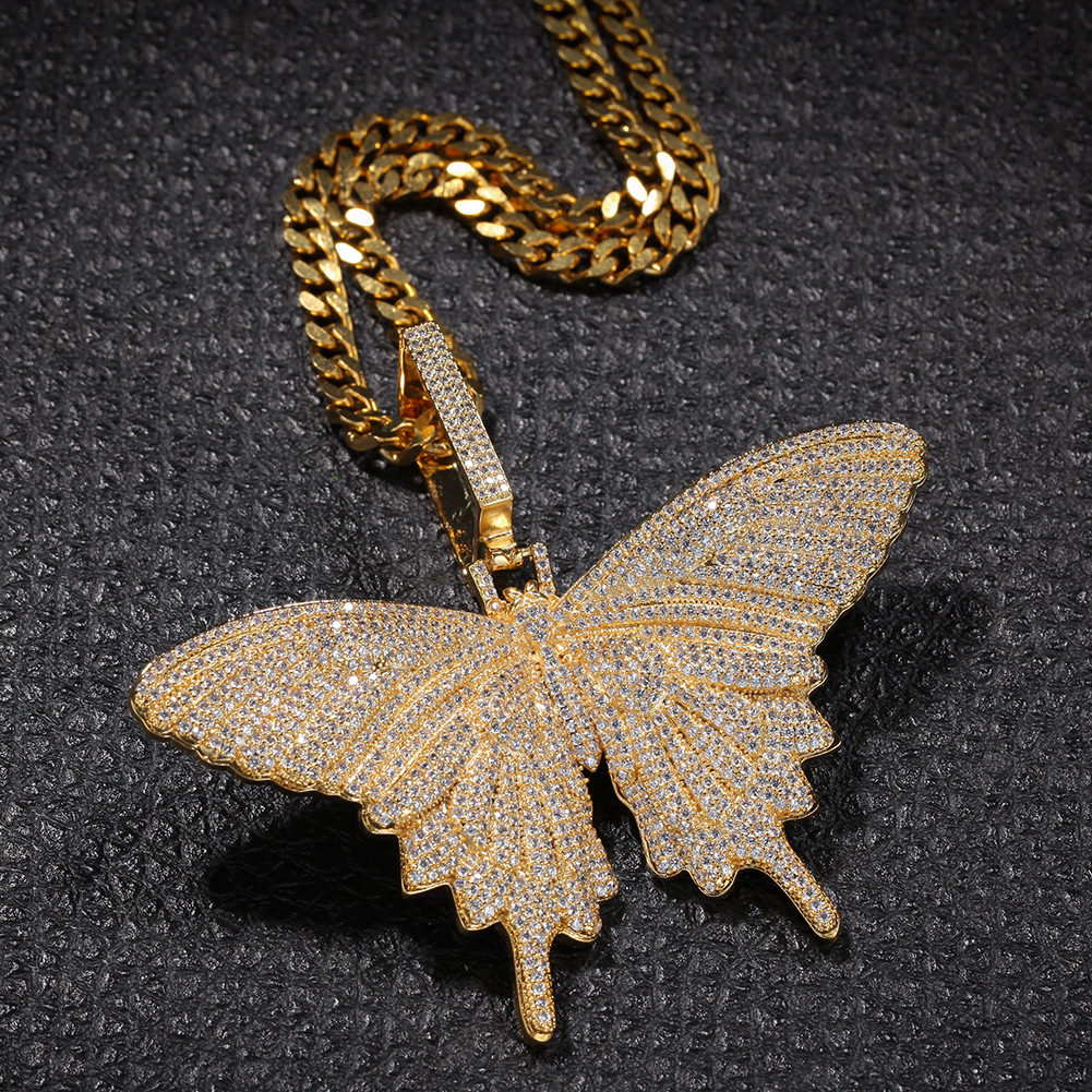 Creative Personality Romantic Butterfly Shape Pendant Necklace Diamonds Bling 18K Gold Plated