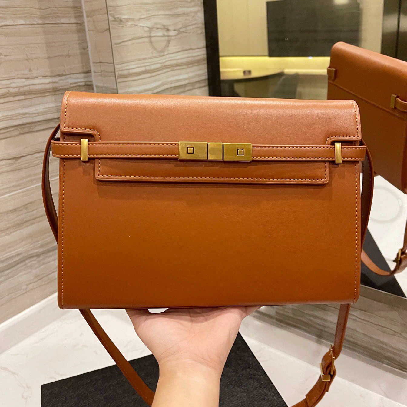 MANHATTAN shoulder bag leather Designer Handbags Women purse wallet Luxury Crossbody Bags, Shipping link
MANHATTAN shoulder bag leather Designer Handbags Women purse wallet Luxury Crossbody Bags, Shipping link