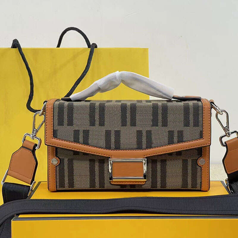 Evening Bags Square Flap Women Handbags Crossbody Bag Shoulder Bags Handbag Classic Old Flower Letter Purse Metal Hasp Cell Phone Pocket Woven Strap Clutch Wallet, Black
Evening Bags Square Flap Women Handbags Crossbody Bag Shoulder Bags Handbag Classic Old Flower Letter Purse Metal Hasp Cell Phone Pocket Woven Strap Clutch Wallet, Black
