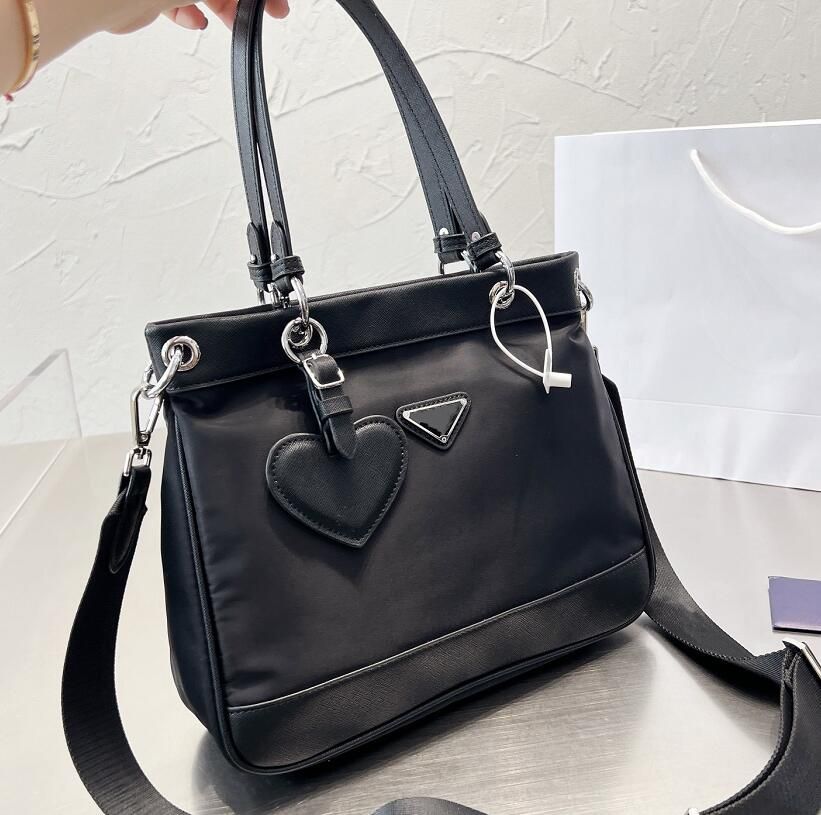 Fashion Brand Totes Luxury Nylon Women Handbags Designer Leisure Women Shoulder Bags Shopping Bag Zipper Handbag Cross Body, Box
Fashion Brand Totes Luxury Nylon Women Handbags Designer Leisure Women Shoulder Bags Shopping Bag Zipper Handbag Cross Body, Box