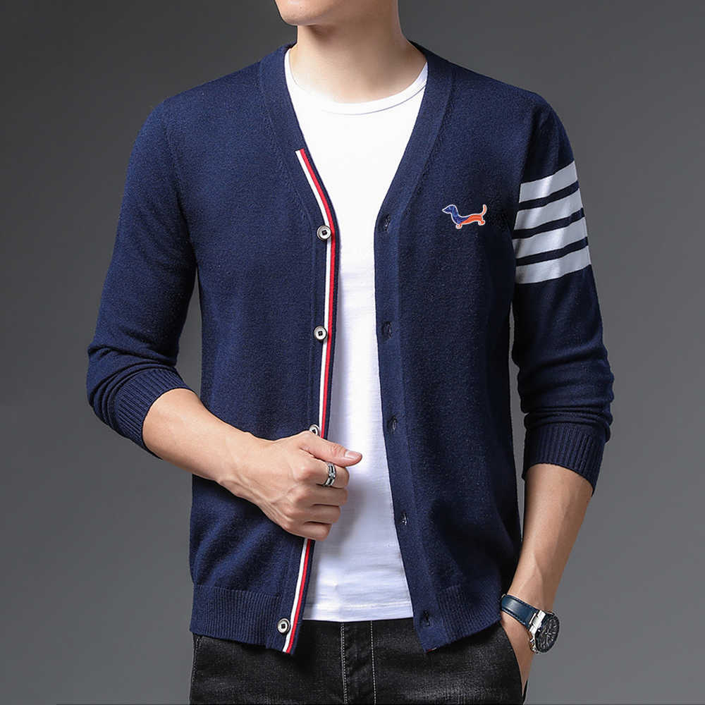 Tb Brand Thom Dog Embroidery Sweaters Men Slim Fit V-neck Striped Cardigans Clothing Cotton Casual Coat England Style, Gray
Tb Brand Thom Dog Embroidery Sweaters Men Slim Fit V-neck Striped Cardigans Clothing Cotton Casual Coat England Style, Gray