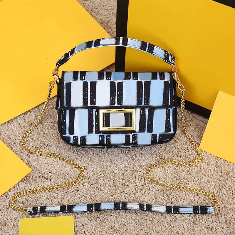 Evening Bags Fashion Baguette Bag Tote Cross Body Bags Shoulder Handbag Women Purse Leather Chain Letter Hardware Flap Hasp Wallet Removable Shoulder Strap, Black
Evening Bags Fashion Baguette Bag Tote Cross Body Bags Shoulder Handbag Women Purse Leather Chain Letter Hardware Flap Hasp Wallet Removable Shoulder Strap, Black