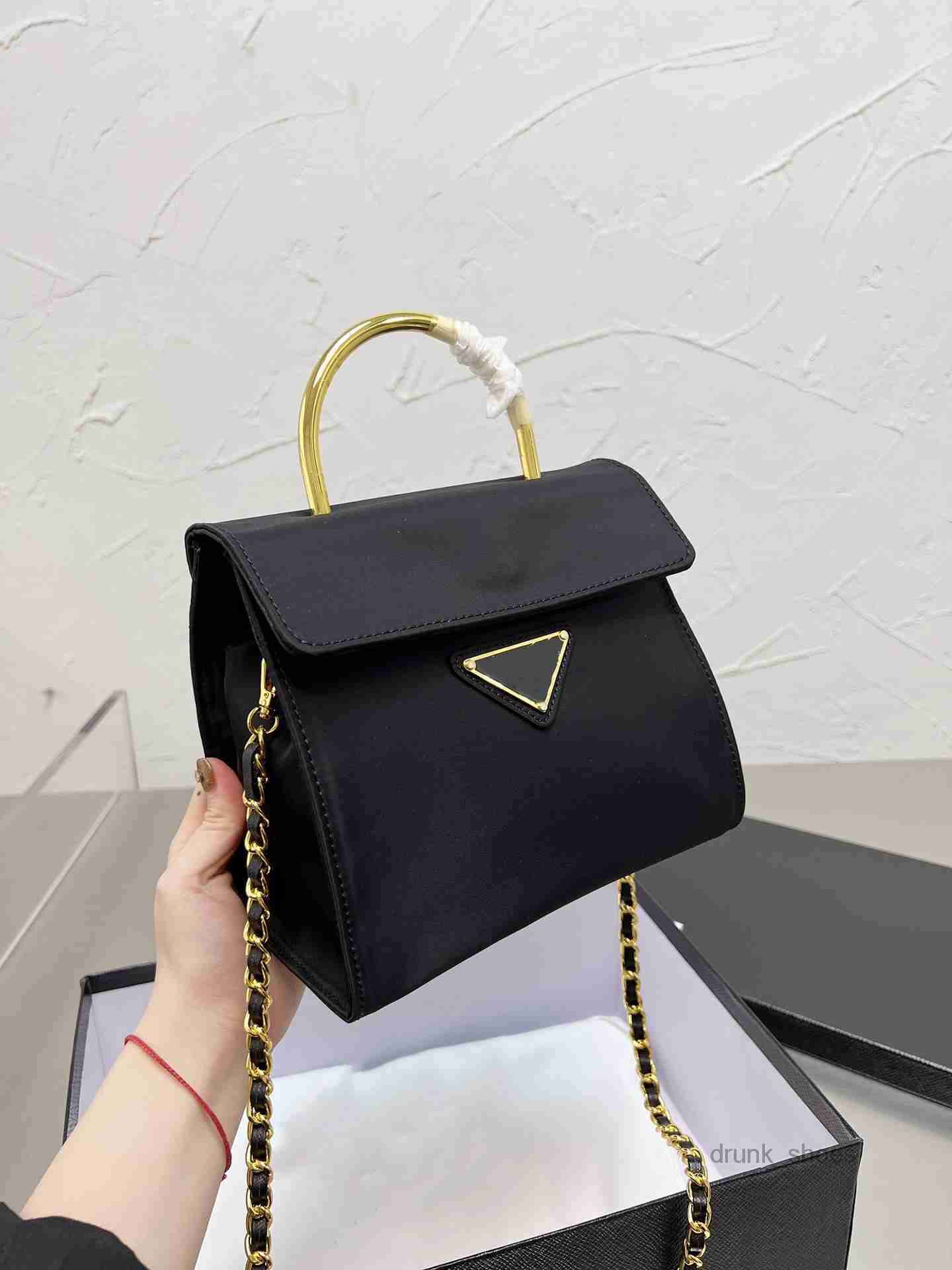 Evening Bags Fall Fashion Trend Designer Bags Luxury Women's Bags Handbags Chain Shoulder Crossbody Black
Evening Bags Fall Fashion Trend Designer Bags Luxury Women's Bags Handbags Chain Shoulder Crossbody Black