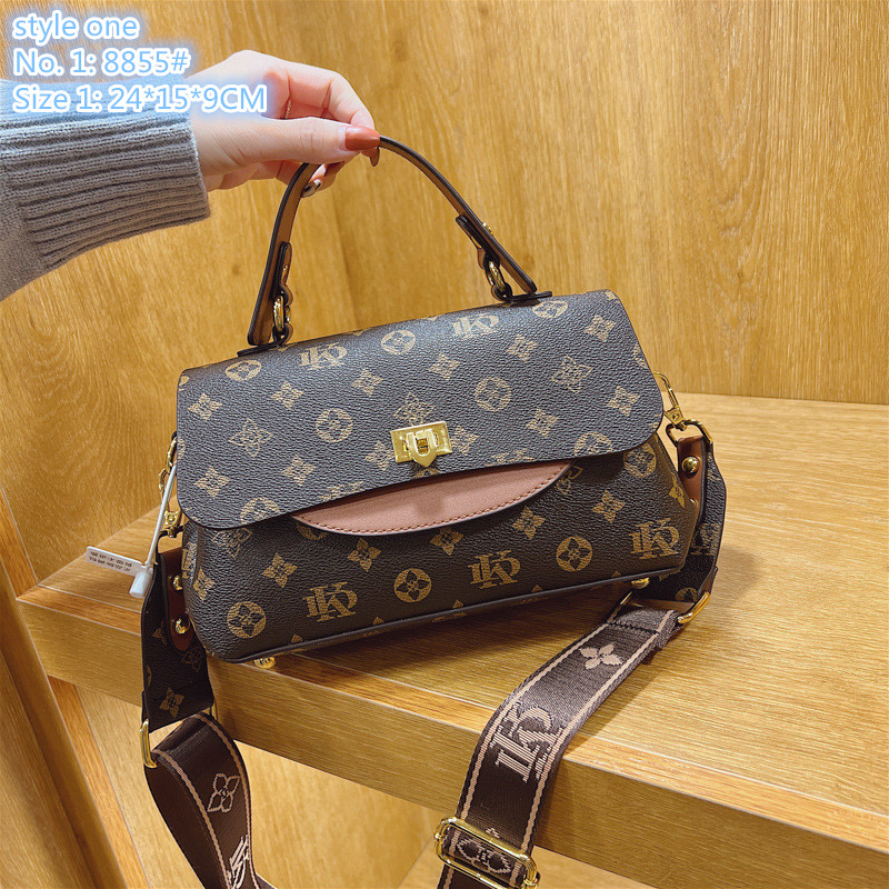 Wholesale ladies shoulder bags 3 styles Western color matching postman bag printing retro handbag personalized belt decorative ribbon mobile phone coin purse, Brown-767#-style two
Wholesale ladies shoulder bags 3 styles Western color matching postman bag printing retro handbag personalized belt decorative ribbon mobile phone coin purse, Brown-767#-style two