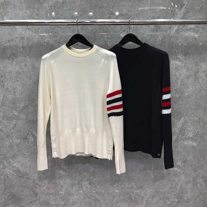 New 2022 Fashion Tb Thom Brand Sweaters Men Slim Fit O-neck Pullovers Clothing Red Striped Wool Cotton Autumn Winter Casual Coat, Blue
New 2022 Fashion Tb Thom Brand Sweaters Men Slim Fit O-neck Pullovers Clothing Red Striped Wool Cotton Autumn Winter Casual Coat, Blue