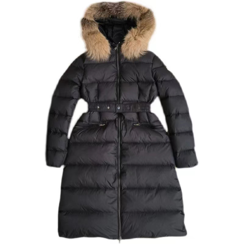 Maya Designer Women's Down and Parka Mid Length Hooded Large Fox Fur Collar Nipped Waist Slim Fit Slim Fashion Style Embroidered Badge Thickened Winter Warm Top, Supplement (not shipped separately)
Maya Designer Women's Down and Parka Mid Length Hooded Large Fox Fur Collar Nipped Waist Slim Fit Slim Fashion Style Embroidered Badge Thickened Winter Warm Top, Supplement (not shipped separately)