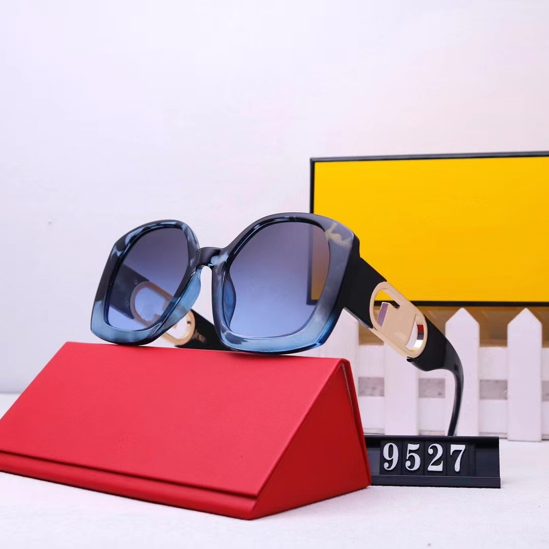 Designer Sunglasses Fashion Women Sunglasses 9527 UV400 Protection Sport Vintage Sun glasses Retro Eyewear With free box and cases
