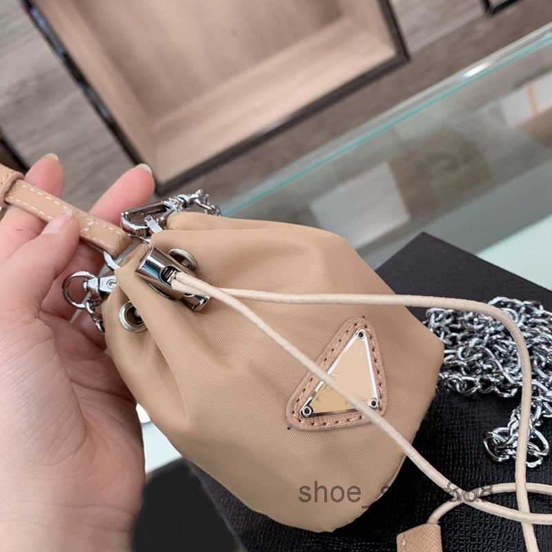 Evening Bags Bucket Small Bag New Mini Bag Plain Exquisite Wallet Smart Accessories Handbags Purse With Shoulder Strap DrawstringMulti Poch
Evening Bags Bucket Small Bag New Mini Bag Plain Exquisite Wallet Smart Accessories Handbags Purse With Shoulder Strap DrawstringMulti Poch