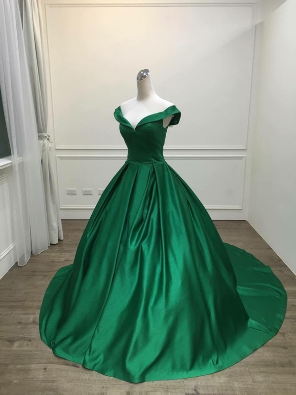 Party Dresses Elegant Simple Red Prom Dresses V Neck Ball Gowns Cap Sleeve Satin vestidos de formatura Backless Reflective Dress 220923