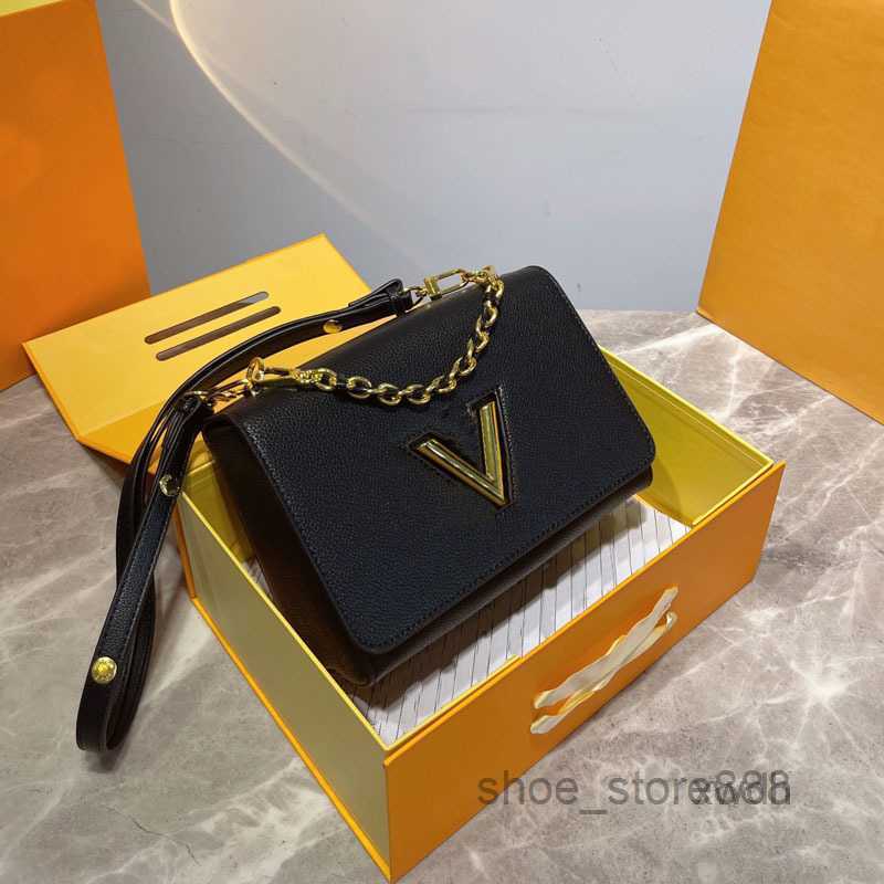 Evening Bags Crossbody Twist Bags Women Solid Color Handbags Purse Flap Shoulder Messenger Bag Genuine Leather Detachable Strap Chain High
Evening Bags Crossbody Twist Bags Women Solid Color Handbags Purse Flap Shoulder Messenger Bag Genuine Leather Detachable Strap Chain High
