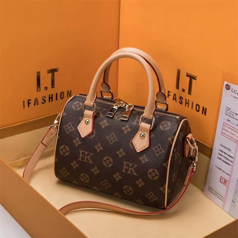 2022 Wallets Designers Women Shoulder Bags Messenger Travel bag Classic Style Fashion Flowers Lady Totes Luxury handbags 30cm