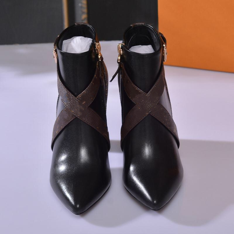 Men Women Boots Designer Ankle Martin Boot Leather Nylon Removable Pouch Bootie Military Inspired Combat Shoes Original Box 0523, 12
Men Women Boots Designer Ankle Martin Boot Leather Nylon Removable Pouch Bootie Military Inspired Combat Shoes Original Box 0523, 12