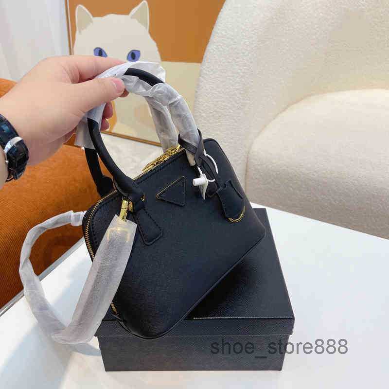 Evening Bags Shoulder Pbag Totes The Tote Bag Shell Bags Women Designer Handbag High Quality Crossbody Bag Messenger Lady Clutch Purse
Evening Bags Shoulder Pbag Totes The Tote Bag Shell Bags Women Designer Handbag High Quality Crossbody Bag Messenger Lady Clutch Purse