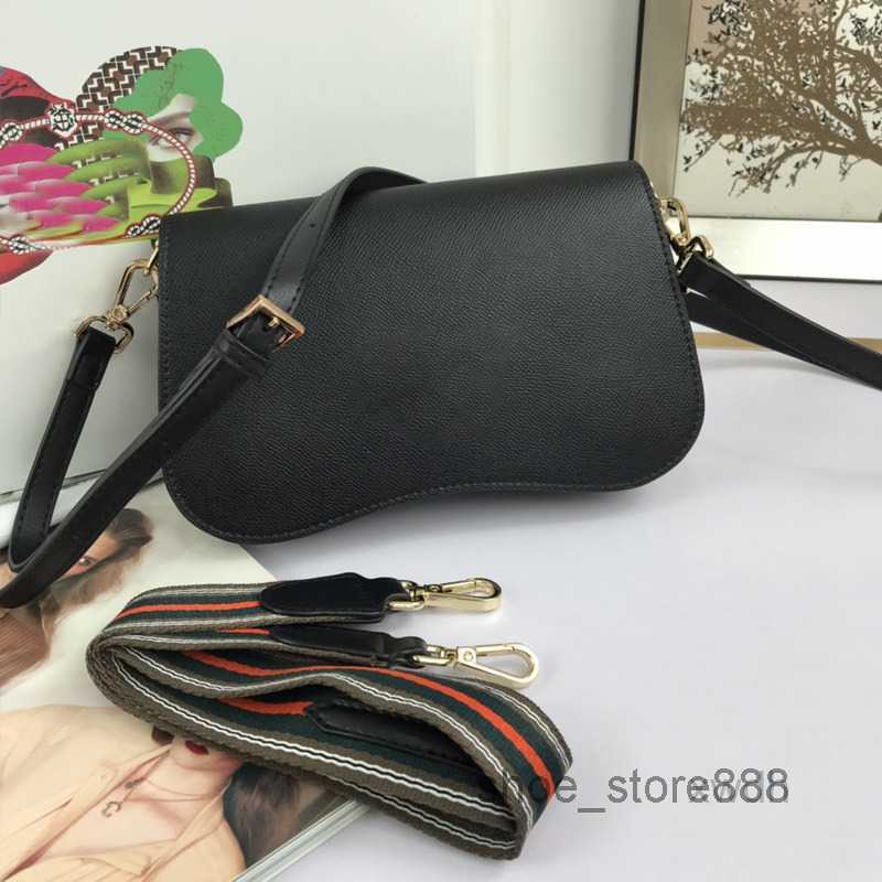 Evening Bags Crossbody Lady Bag Cowhide High Capacity Gold Plated Accessories Classic Shoulder Messenger Bag Top Quality Hand BagMulti Poch
Evening Bags Crossbody Lady Bag Cowhide High Capacity Gold Plated Accessories Classic Shoulder Messenger Bag Top Quality Hand BagMulti Poch