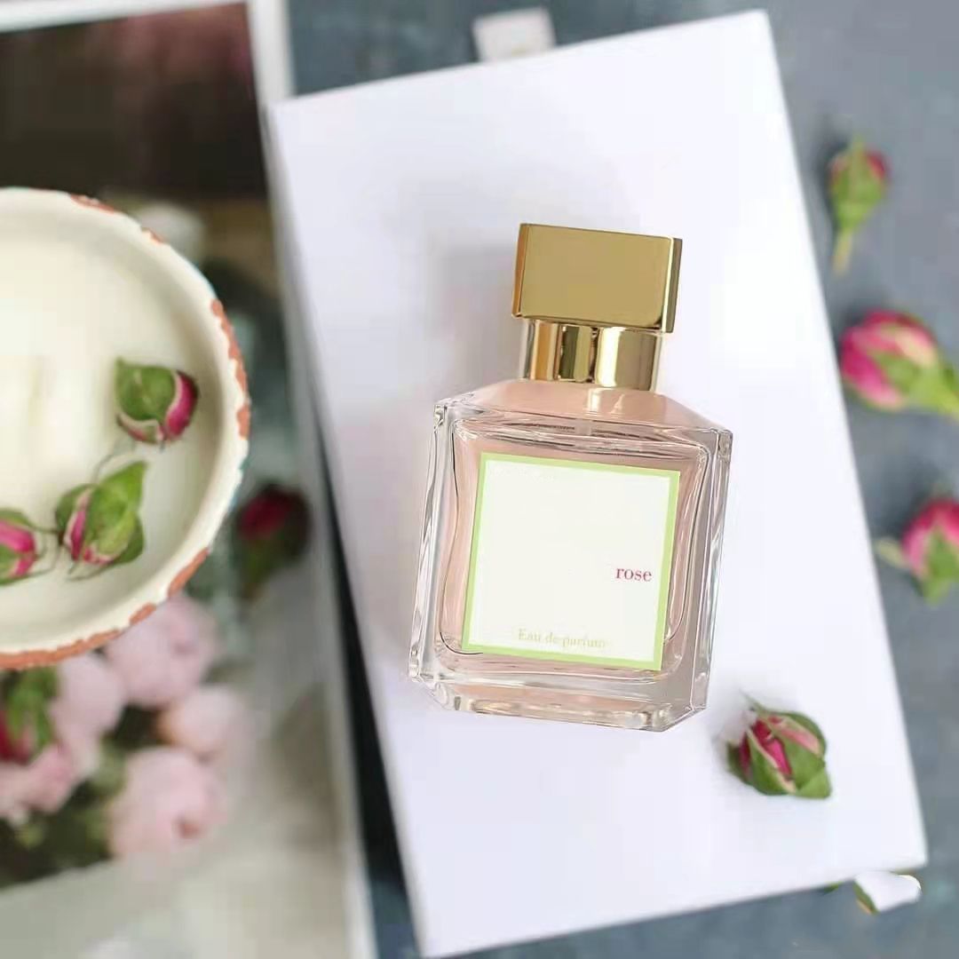 Rouge perfume la rose 540 Extrait De Parfum 70ml Paris Men Women Fragrance body mist unisex charming perfume high quality fast ship
Rouge perfume la rose 540 Extrait De Parfum 70ml Paris Men Women Fragrance body mist unisex charming perfume high quality fast ship