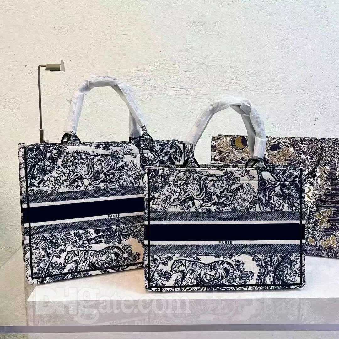 Top Quality Designer Totes Fashion Tote Woman Bag Canvas Screen Print Luxury Black Letter Handbags Design Shoulder Bags Lady, 20 
Top Quality Designer Totes Fashion Tote Woman Bag Canvas Screen Print Luxury Black Letter Handbags Design Shoulder Bags Lady, 20