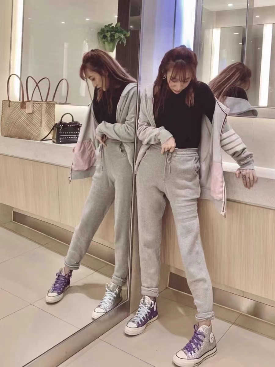 New Tb Thom Pants Spring Autumn Fshion Brand Sweatpants Honeycomb 4-bar Stripe Trousers Jersey Casual Spoort Harajuku, Dark blue
New Tb Thom Pants Spring Autumn Fshion Brand Sweatpants Honeycomb 4-bar Stripe Trousers Jersey Casual Spoort Harajuku, Dark blue