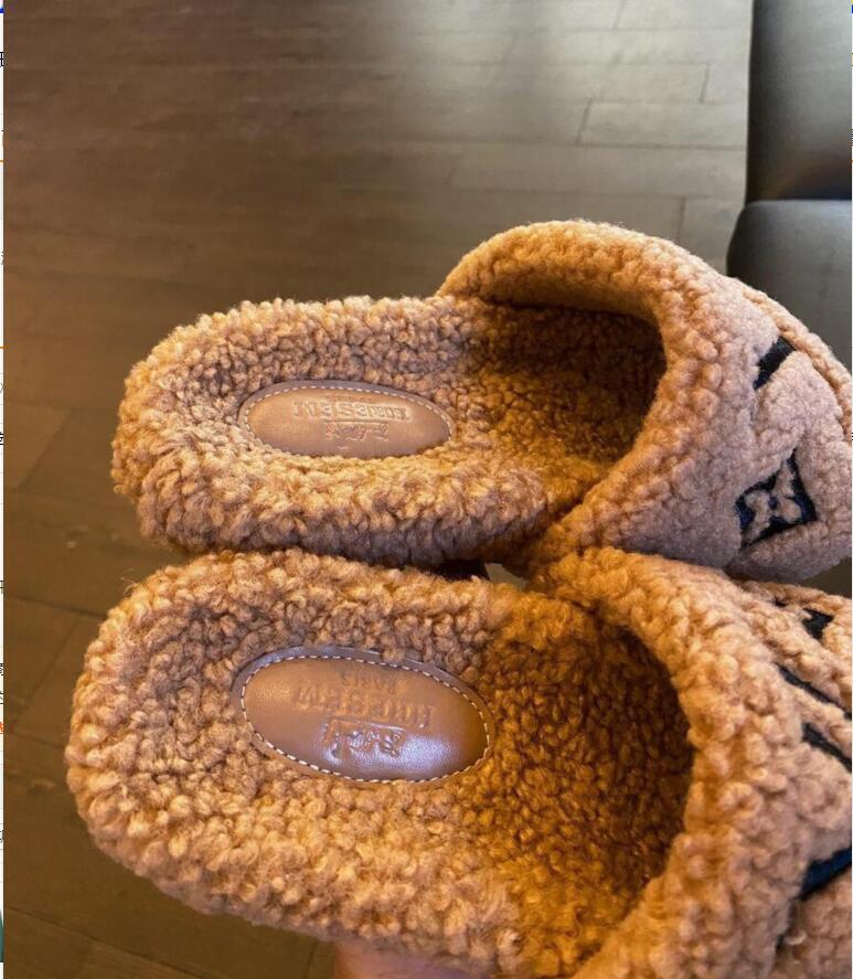 Winter Indoor Fur Slippers House Letter Embroidery Full Furry Soft Fluffy Plush Platform Flats Heel Non Slip Luxury Designer Lvsity Shoes Casual Ladies, Chocolate
Winter Indoor Fur Slippers House Letter Embroidery Full Furry Soft Fluffy Plush Platform Flats Heel Non Slip Luxury Designer Lvsity Shoes Casual Ladies, Chocolate