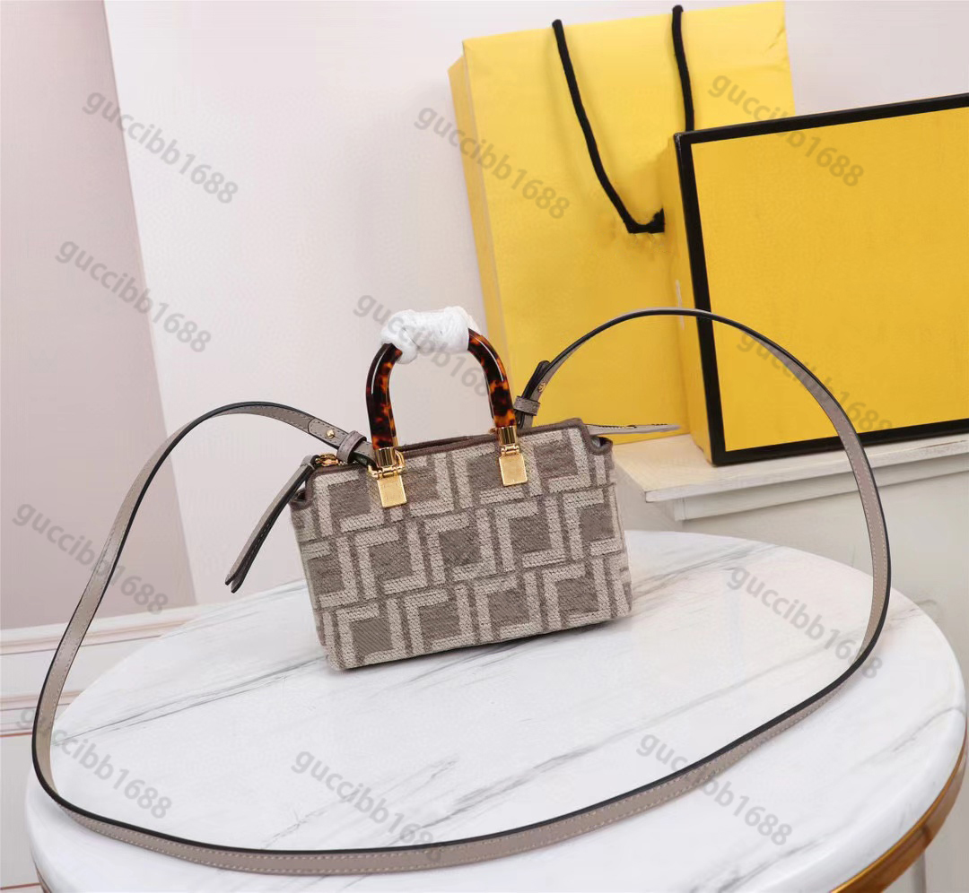 10A Top Tier Mirror Quality Mini Boston Bag 18cm Luxury Designer Womens Real Leather Black Purse Zipper Handbag By The Way Calfskin Shoulder Strap Box Shopping Bag, Upload pics to contact us
10A Top Tier Mirror Quality Mini Boston Bag 18cm Luxury Designer Womens Real Leather Black Purse Zipper Handbag By The Way Calfskin Shoulder Strap Box Shopping Bag, Upload pics to contact us