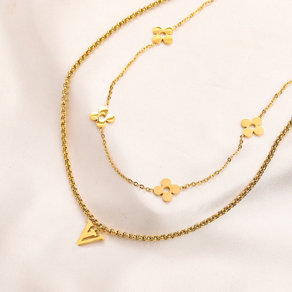 Never Fading 18K Gold Plated Brand Designer Letter Pendant Necklaces Famous Womens Crystal Rhinestone Stainless Steel Choker Necklace Chain Jewelry Accessories
Never Fading 18K Gold Plated Brand Designer Letter Pendant Necklaces Famous Womens Crystal Rhinestone Stainless Steel Choker Necklace Chain Jewelry Accessories