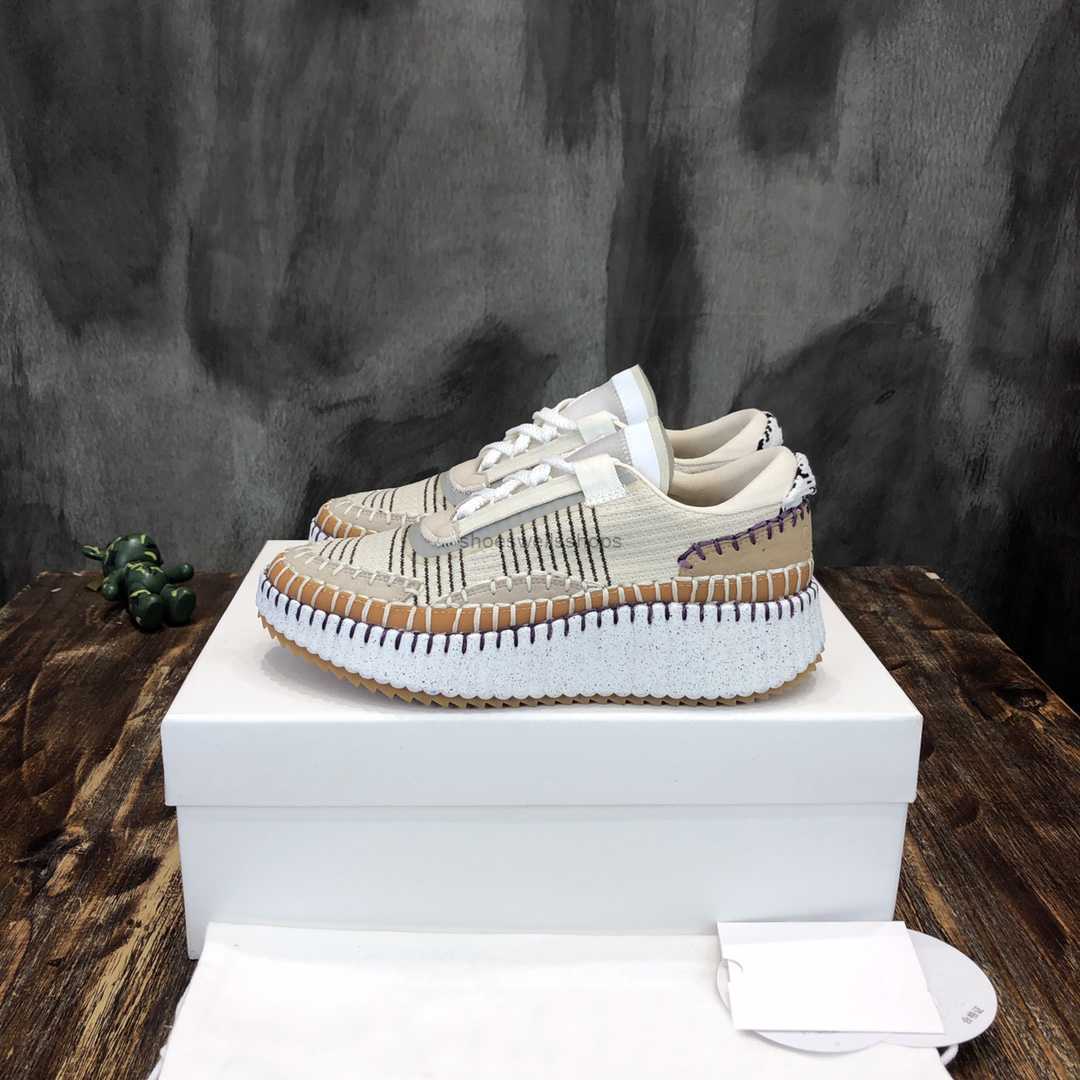 Nama Sneakers Designer Women Casual Shoes New Pattern Postage Canvas Rainbow Sneaker Running Sports Shoe Fashion Size 35-42, Color 2
Nama Sneakers Designer Women Casual Shoes New Pattern Postage Canvas Rainbow Sneaker Running Sports Shoe Fashion Size 35-42, Color 2