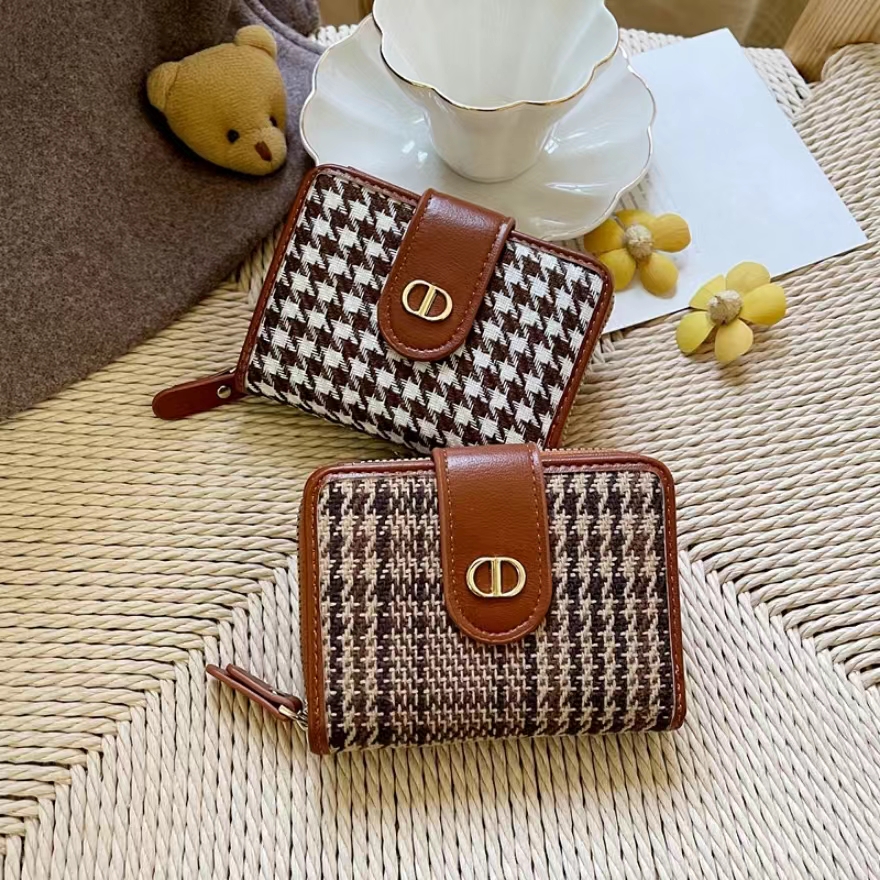 designer wallets women's thousand bird case exquisite high-end fashion purse for woman short style large capacity multi-card space card bag, Customize
designer wallets women's thousand bird case exquisite high-end fashion purse for woman short style large capacity multi-card space card bag, Customize