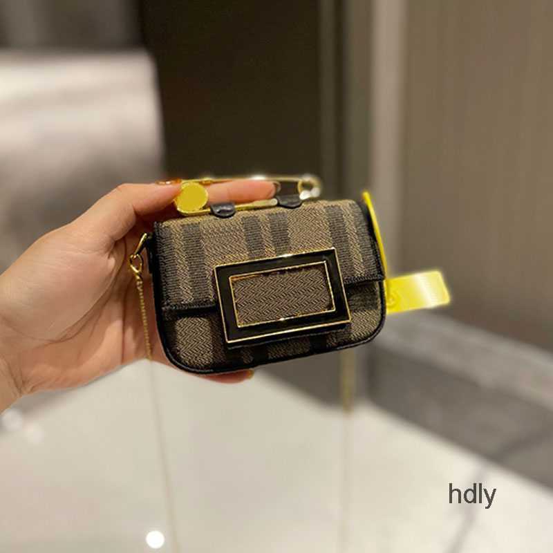 Evening Bags Mini Bag Classic Old Flower Coin Purse Clutch Wallet Chain Shoulder Bags Crossbody Handbags Metal Letter Hasp Women Lipstick Bag Totes Purses, Coffee
Evening Bags Mini Bag Classic Old Flower Coin Purse Clutch Wallet Chain Shoulder Bags Crossbody Handbags Metal Letter Hasp Women Lipstick Bag Totes Purses, Coffee