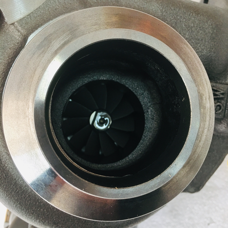 Turbo for Land-Rover Freelander II 2.2 SD4 TD4 Turbocharger TD04L4-11TK3-VG 49477-01214 49477-01213 LR065510 LR049592