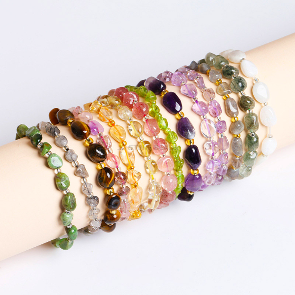 

Crystal Gravel Chip Natural Stone Strand Bracelet Semi-precious Stone Irregular Beaded Amethyst Beads Bracelet for Women Friendship Jewelry