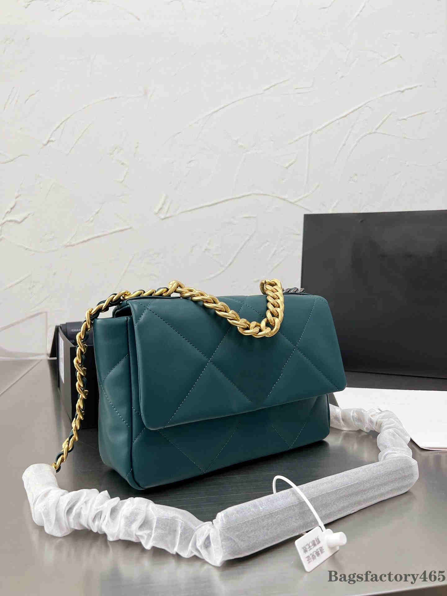 7A Fashion Womens Handbag Top Classic Design Women Shoulders Bag Outdoor Leisure High Quality Handbags Wallet Cosmetic Bags Shoulder Bags, Blue
7A Fashion Womens Handbag Top Classic Design Women Shoulders Bag Outdoor Leisure High Quality Handbags Wallet Cosmetic Bags Shoulder Bags, Blue