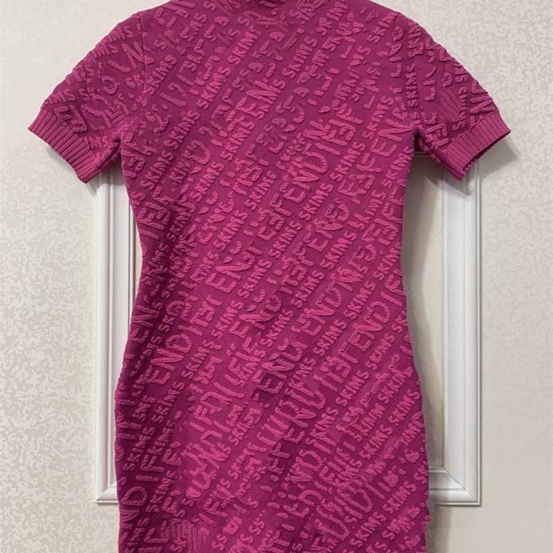 RETAIL Designer Womens Casual Dresses Embossed 3D Relief Letter High Qualiy Ladies Dress, Not a product do not choose
RETAIL Designer Womens Casual Dresses Embossed 3D Relief Letter High Qualiy Ladies Dress, Not a product do not choose