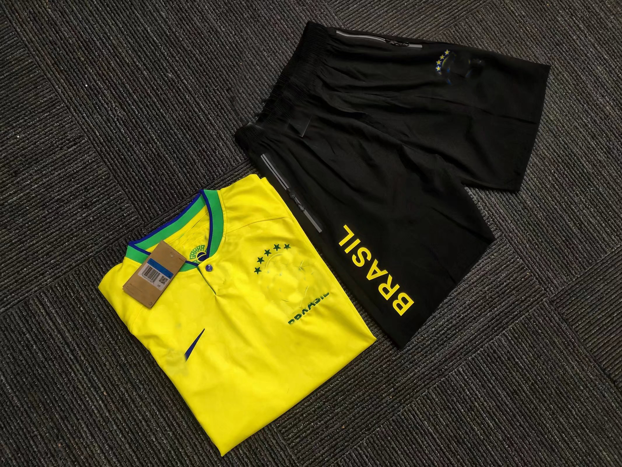 2022 brazils soccer jersey Camiseta de futbol PAQUETA NERES COUTINHO football shirt JESUS MARCELO PELE CASEMIRO 22 23 Brasil maillots football men kids SET uniforms, Short with pocket
2022 brazils soccer jersey Camiseta de futbol PAQUETA NERES COUTINHO football shirt JESUS MARCELO PELE CASEMIRO 22 23 Brasil maillots football men kids SET uniforms, Short with pocket