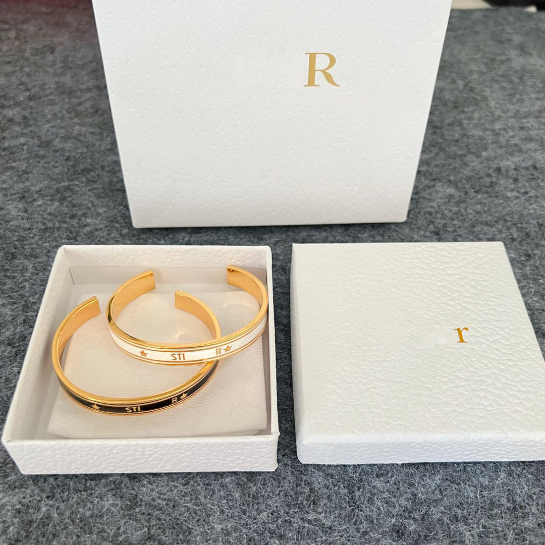 Luxurys designers Bracelet Cuff Gold sliver designer bracelets for Women luxury jewelry classic fashion Jewelry trend Anniversary gifts very nice