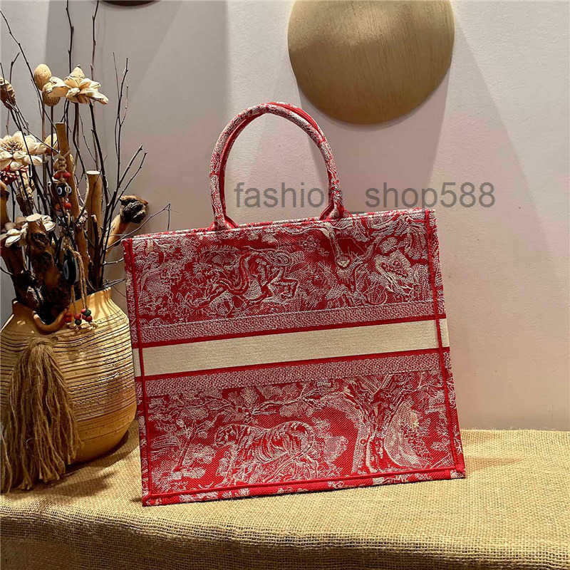 pochette bag High Quality 2022 classic Brand Bags Handbags Luxury Women's Large capacity Shopping Embroidery Handbag purse handmade double-sided bag book
pochette bag High Quality 2022 classic Brand Bags Handbags Luxury Women's Large capacity Shopping Embroidery Handbag purse handmade double-sided bag book