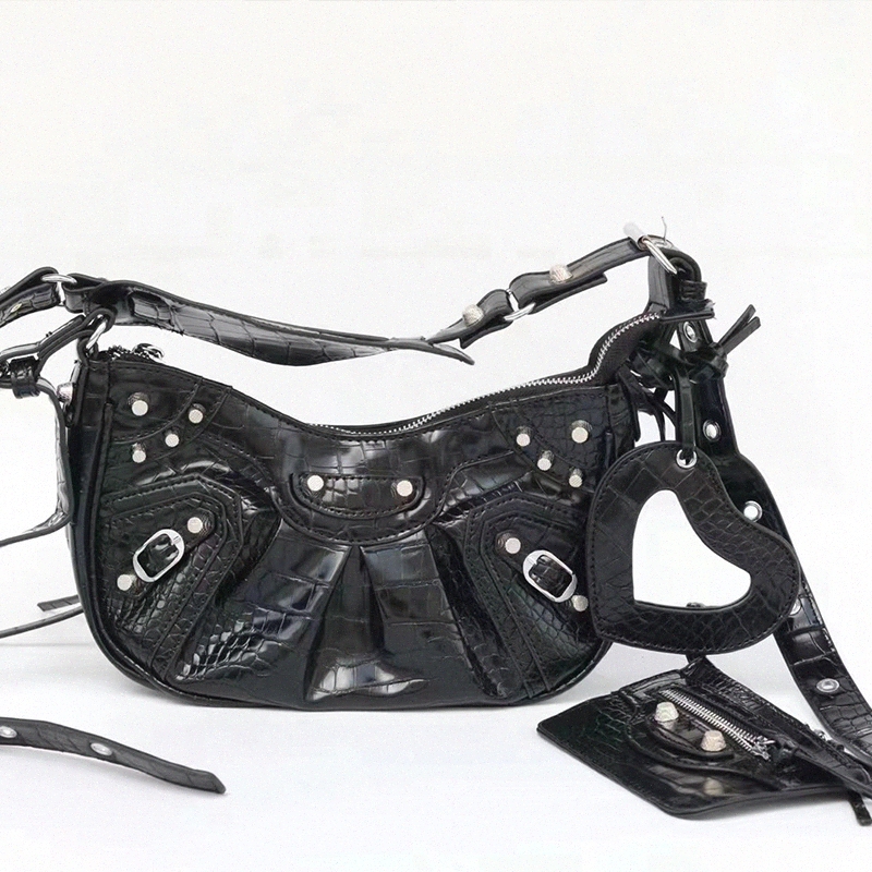 Designer Le Cagole Bag Womens woman shoulder bags handbag Geninue Leather black pink Motorcycle luxury crossbody purse retro vintage, I need see other product
Designer Le Cagole Bag Womens woman shoulder bags handbag Geninue Leather black pink Motorcycle luxury crossbody purse retro vintage, I need see other product