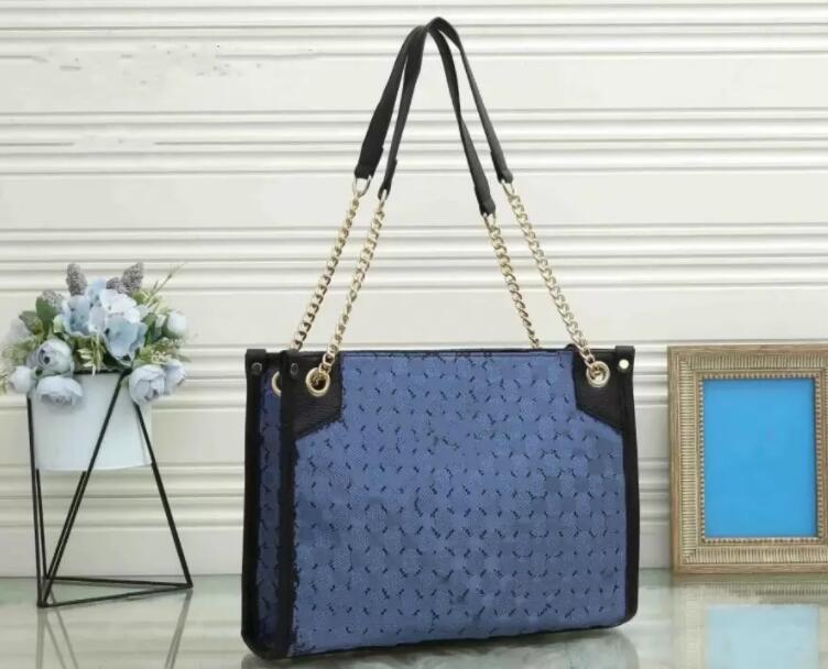 Designer chain tote handbag onthego shopping pocket Fashion Handbags Shoulder Bag Classic Graffiti Design double G logo canvas leather messenger crossbody bag, Extra freight
Designer chain tote handbag onthego shopping pocket Fashion Handbags Shoulder Bag Classic Graffiti Design double G logo canvas leather messenger crossbody bag, Extra freight