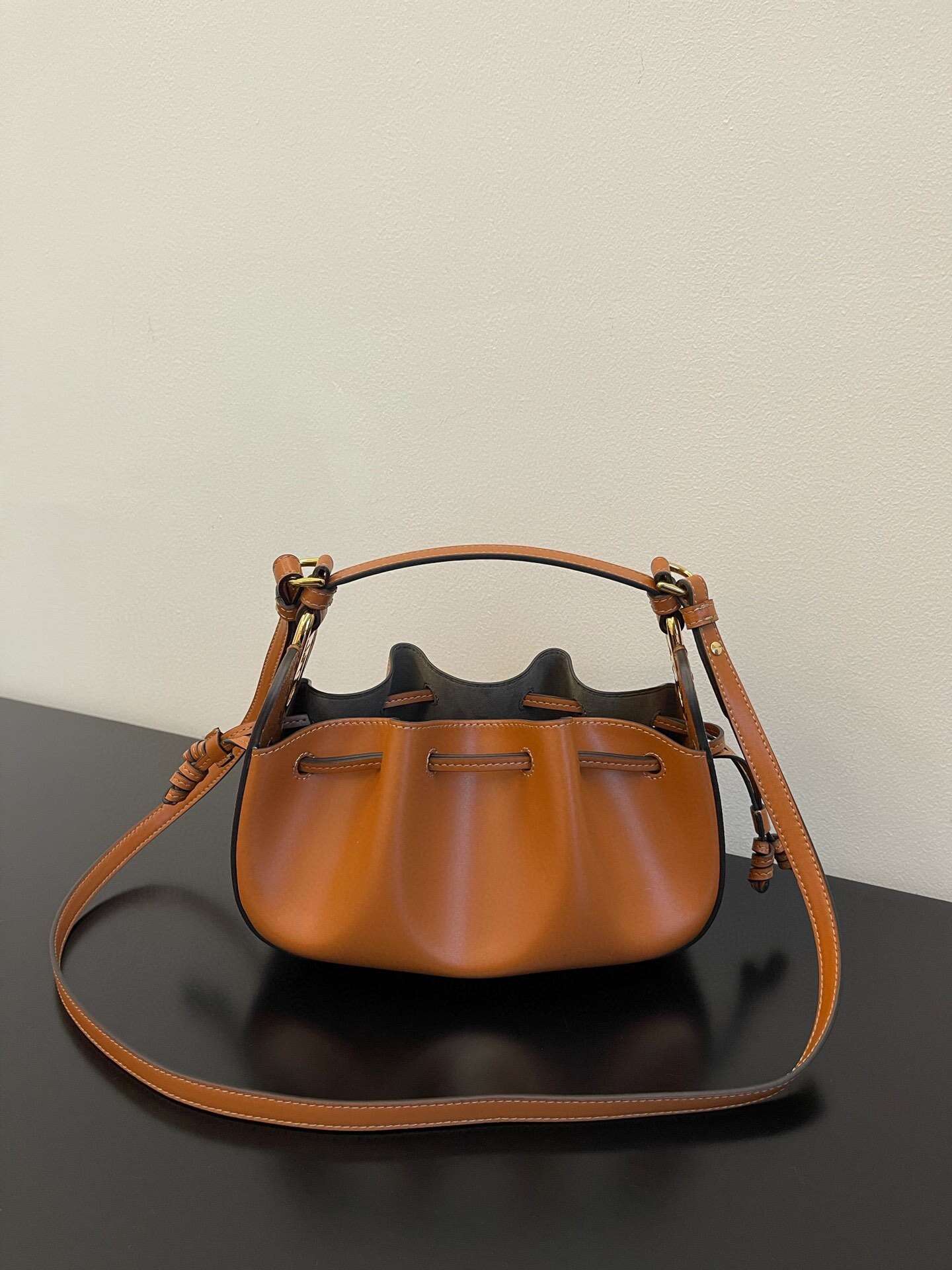 Evening Bags Fashion New Ladies Tote Bag F Luxury Designer Bags Shoulder Bags Crossbody Four Seasons Matching, Black
Evening Bags Fashion New Ladies Tote Bag F Luxury Designer Bags Shoulder Bags Crossbody Four Seasons Matching, Black