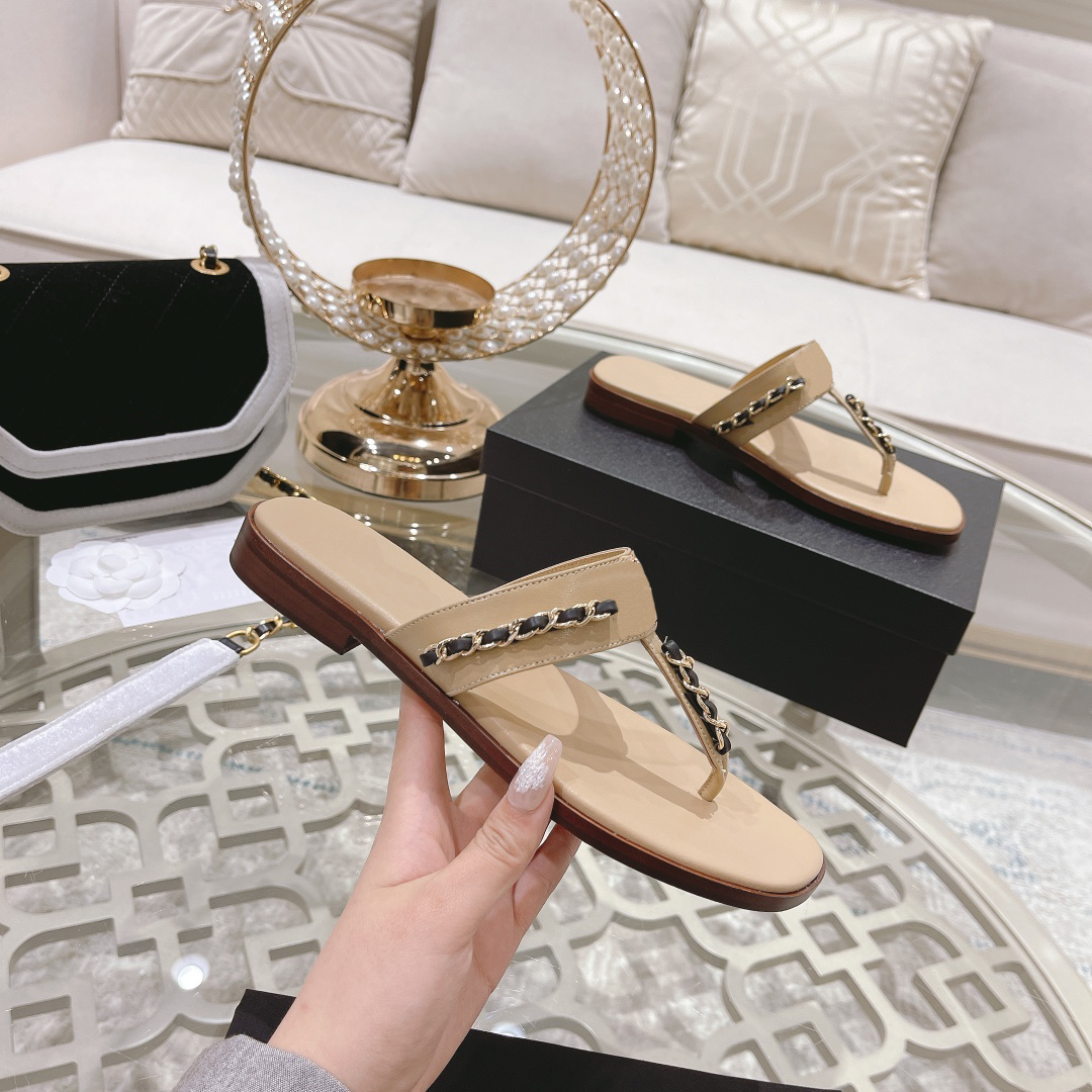 Designer Women flip flop Sandals Indoor Flat Slippers Calfskin Imitation Pearls Black open toe lace up heels Sandal Summer Top Luxury Fashion Ladies Beach Slipper, Customized 
Designer Women flip flop Sandals Indoor Flat Slippers Calfskin Imitation Pearls Black open toe lace up heels Sandal Summer Top Luxury Fashion Ladies Beach Slipper, Customized
