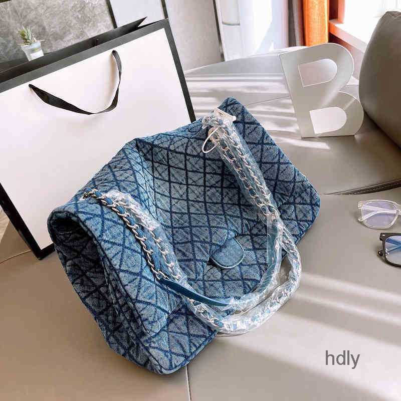 Evening Bags Cowboy Shoulder Bags Middle Ancient Tannin Cowboy Female Washing Old One Shoulder Bag Shopping Messenger Wallet, Blue large with cc
Evening Bags Cowboy Shoulder Bags Middle Ancient Tannin Cowboy Female Washing Old One Shoulder Bag Shopping Messenger Wallet, Blue large with cc