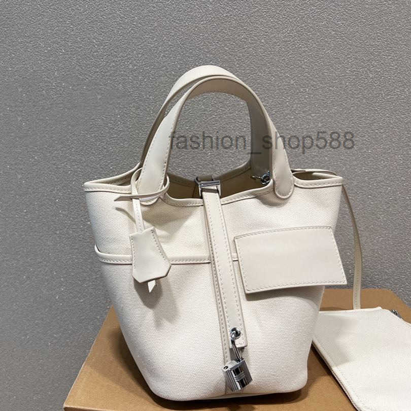 pochette Designer Bag Bucket Bags picotin cargo Canvas Vegetable Basket Bags Ladies Fashion Handbags Messenger Wallets tote
pochette Designer Bag Bucket Bags picotin cargo Canvas Vegetable Basket Bags Ladies Fashion Handbags Messenger Wallets tote