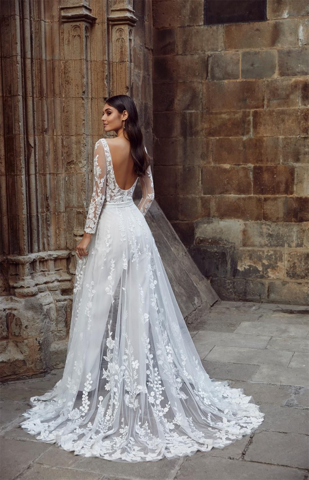 Illusion Long Sleeve a-line Wedding Dresses Jumpsuit with Remove Train 2023 Lace Floral Sheer Neck Beach Bohemain Bridal Dress Pant Suit