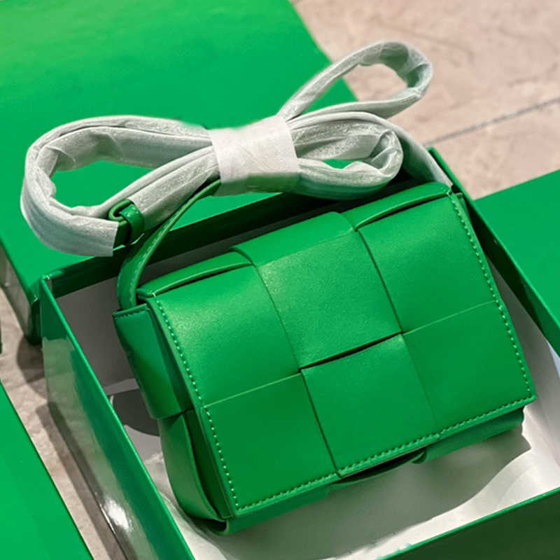 Totes Crossbody Bag Woven Handbag Cross-body Purse Mini Flap Shoulder Bags Plain Leather Magnetic Hasp Interior Pocket Adjustable Strap Weave, Box
Totes Crossbody Bag Woven Handbag Cross-body Purse Mini Flap Shoulder Bags Plain Leather Magnetic Hasp Interior Pocket Adjustable Strap Weave, Box