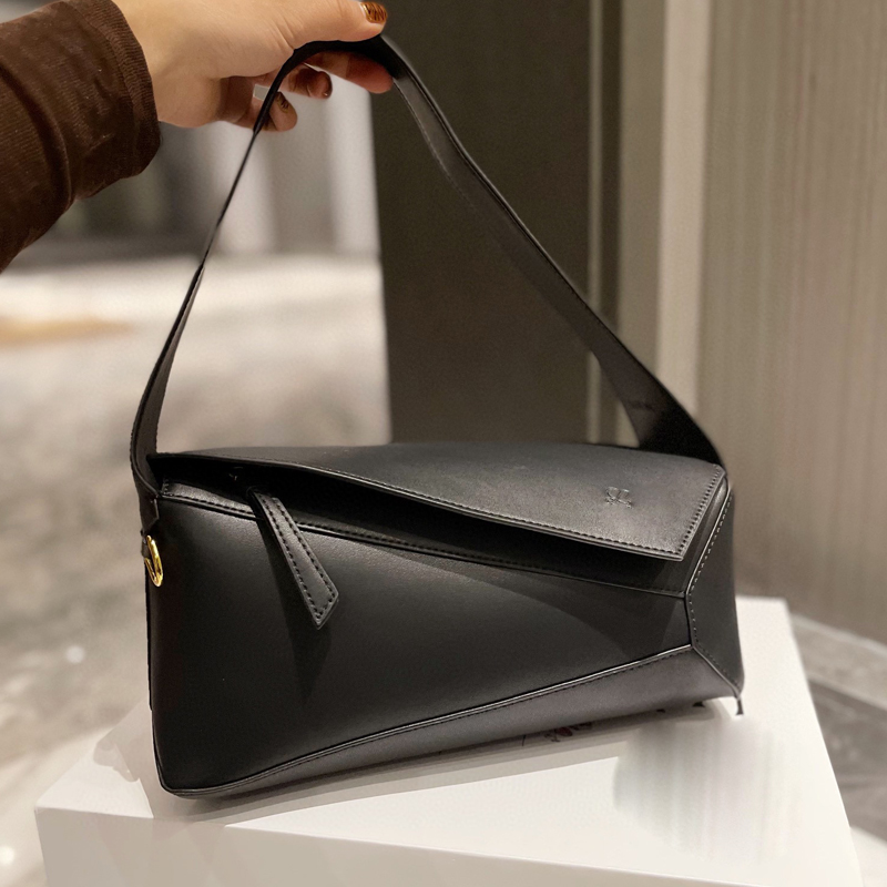 Designer Geometry Hobos Bag Women Axillary Bags Shoulder Bag Splicing Geometry Handbag Purses Fashion Printing Zipper Pocket Mini Totes Hobo
Designer Geometry Hobos Bag Women Axillary Bags Shoulder Bag Splicing Geometry Handbag Purses Fashion Printing Zipper Pocket Mini Totes Hobo