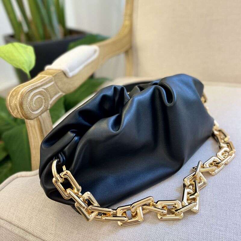 Evening Bags Designer Bag Woman Handbag The Pouch Chain Fashion Shoulder Bag Soft Leather Luxury Tote Hobos Jodie Women Crossbody BagsMulti, 1# size 27x15x8cm
Evening Bags Designer Bag Woman Handbag The Pouch Chain Fashion Shoulder Bag Soft Leather Luxury Tote Hobos Jodie Women Crossbody BagsMulti, 1# size 27x15x8cm