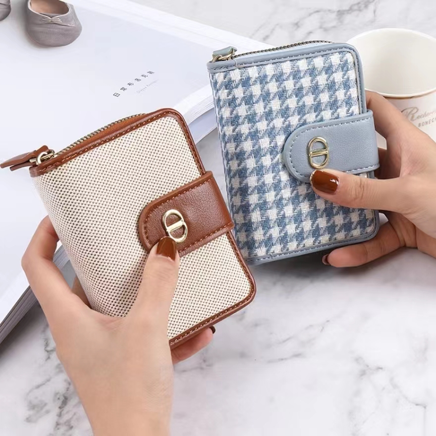 designer wallets women's thousand bird case exquisite high-end fashion purse for woman short style large capacity multi-card space Holders, Customize
designer wallets women's thousand bird case exquisite high-end fashion purse for woman short style large capacity multi-card space Holders, Customize