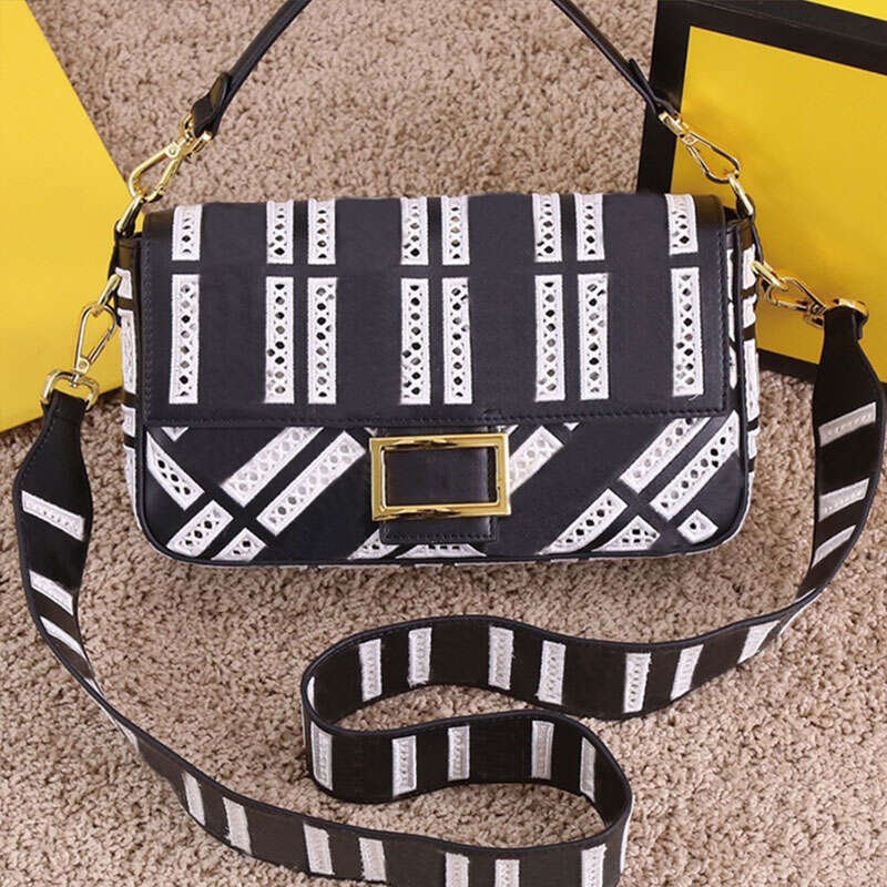 Evening Bags Hollow Out Designer Baguette Bag Embroidery Flap Crossbody Shoulder Bags Top Quality Purse Women Handbags Canvas Genuine Leath, Black 
Evening Bags Hollow Out Designer Baguette Bag Embroidery Flap Crossbody Shoulder Bags Top Quality Purse Women Handbags Canvas Genuine Leath, Black
